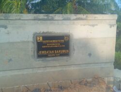 Wajah Baru Jembatan Sungai Barumun Labusel: Belum Resmi Dibuka Sudah Diserbu Warga, Jadi Spot ‘Selfie’ dan Ladang Cuan Pedagang