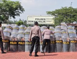 Polres Rokan Hilir Tingkatkan Kesiapsiagaan Personel Melalui Latihan Dalmas Antisipasi Aksi Unjuk Rasa