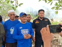 Sambut HUT ke-25, DPC Partai Demokrat Labusel dan GRIB Jaya Gelar Bakti Sosial di Desa Asam Jawa