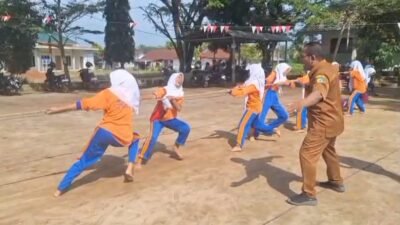 DALAM RANGKA MEMERIAHKAN HUT/KRI   YANG KE 81 TAHUNNYA SMPN 4 SINAKASIH ADAKAN BERBAGAI PERLOMBAAN 