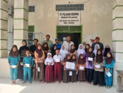 PT Perkebunan Pulahan Serahkan Bantuan Pendidikan untuk Anak Karyawan Berprestasi