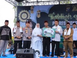 Tabligh Akbar bersama UAS di Kapolres Rokan Hilir 