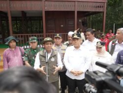 Kapolda Riau Bersama Pangdam XIX dan Menteri Kehutanan Bahas Restorasi Gambut dan Cegah Karhutla di Rumah Runding Kabupaten Bengkalis 