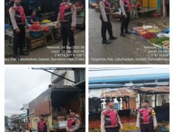 Patroli Dialogis di Pasar Cikampak, Polsek Torgamba Ingatkan Warga Waspada Curanmor dan Uang Palsu