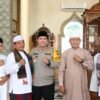 “Polisi Selalu Bersama Masyarakat”, Kapolres Labusel Jumat Keliling di Masjid Amaliah Ajak Warga Bersama Jaga Kamtibmas